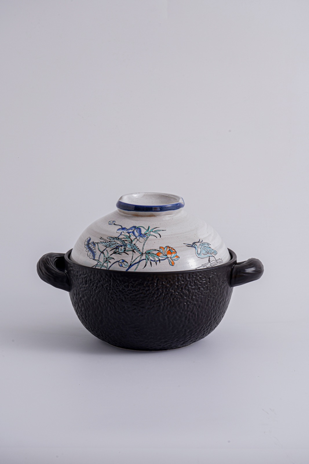 Han Dan lotus casserole, large, studio view